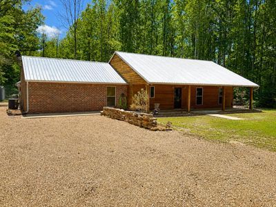 26 Little Creek Ln