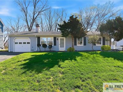 7 Brook Hollow Rd