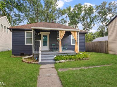 1312 E Harry Ave