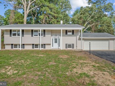 11207 Maplewood Dr