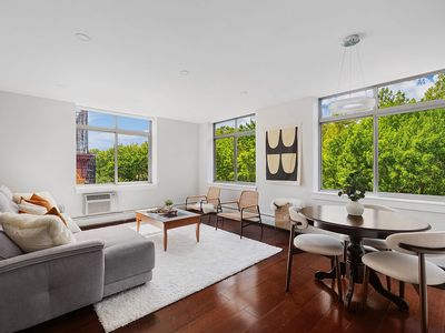 130 Bradhurst Ave APT 611