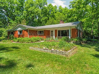 4271 Willis Rd