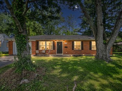 3252 Burdett Ct
