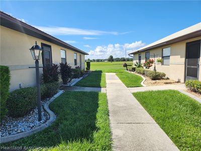 1516 Villaway W