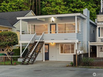 1588 Alki Avenue SW #1 &2