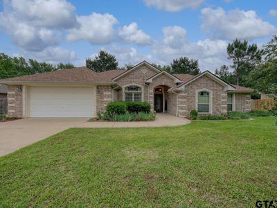 205 Heritage Ct