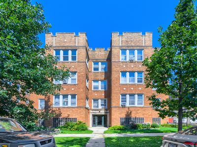 4419 N Whipple St APT 3B
