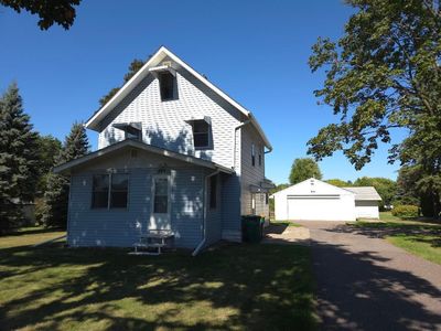 495 Vadnais Rd