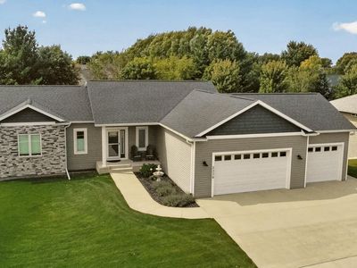 2238 Glady Ln NE