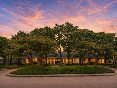 2 Lake Forest Dr
