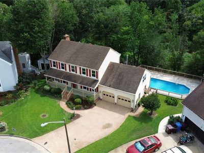 4 Sol Thorpe Ln