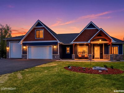 7218 E Riparian Loop