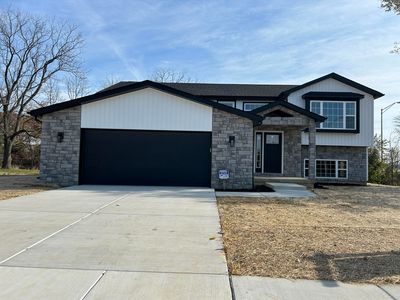 1785 Hawk Crossing Dr