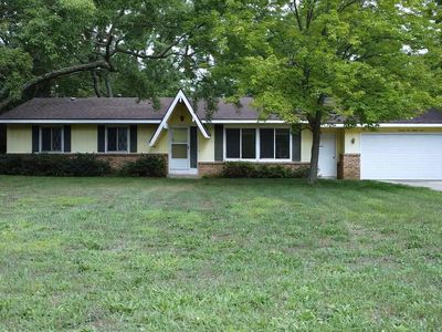 2989 Memorial Dr
