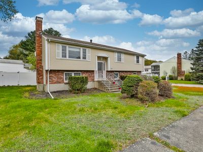 Property at 54 Walton St, Wakefield, MA