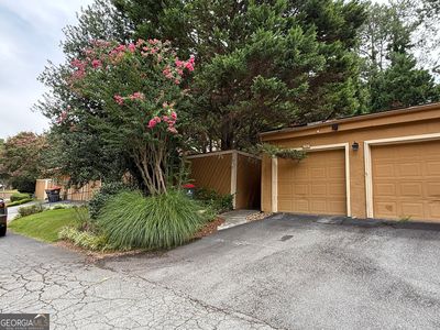 829 Lake Hollow Blvd SW