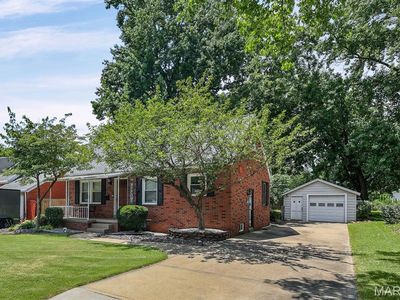 1229 Grant Dr