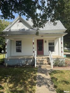 105 James St