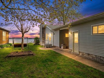 W6405 Webers Point Rd