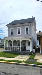 394 Lincoln St