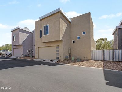 8644 E Innovative Dr