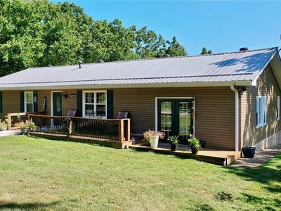 3762 E Highway 32