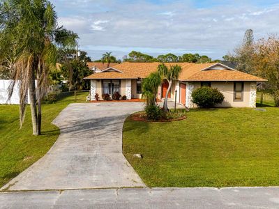 397 SE Strait Avenue