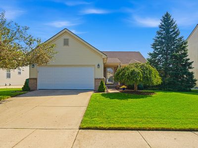 7057 Maplelawn Dr