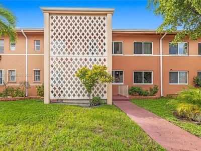 3470 SW 10th St #10B