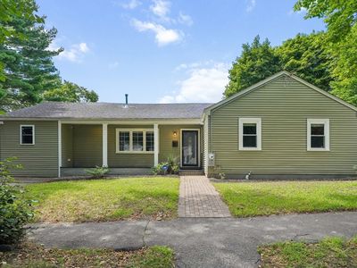 45 Adanac Rd