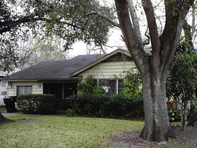 7019 Sherwood Dr
