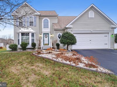 242 Markham Ct