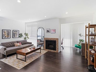425 Anchor Rd APT 209