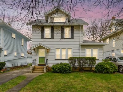 42 Winbourne Rd