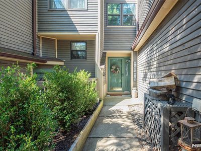 15 Concord Rd APT G