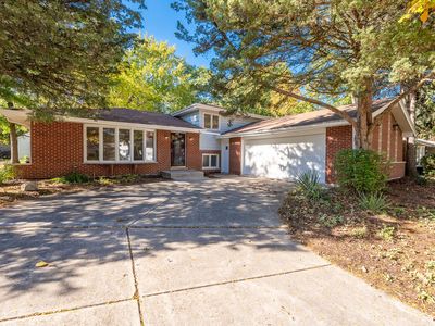 Property at 7104 Blackburn Ave, Downers Grove, IL