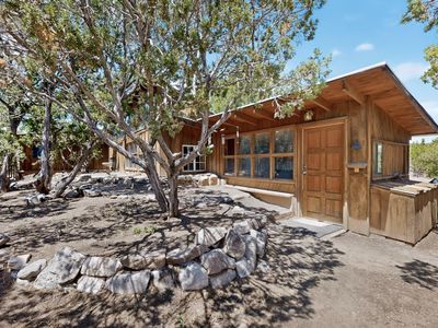 87 Casper Ct