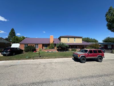 134 W 400 N