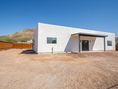 1910 W Pueblo Vista Blvd