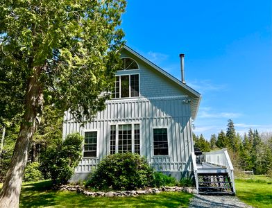 55 Bayview Drive