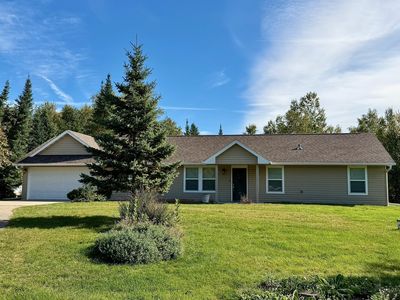 5546 Goranson Ct NW