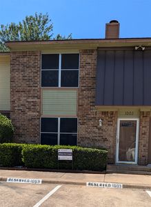 1013 Vedral Pl