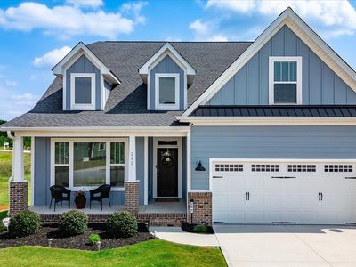 202 Montview Cir