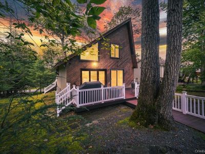 142 N Emerald Drive