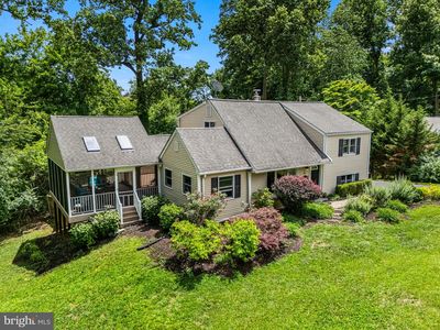 48 Greentree Ln