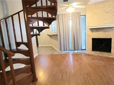2500 Burleson Rd APT 611