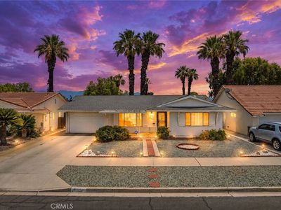 450 Panorama Dr