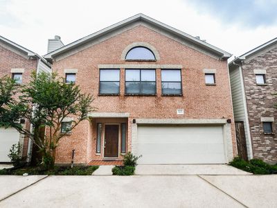 3405 Rolgom Place Ct