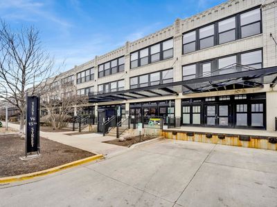 1151 W 15th St Unit 401