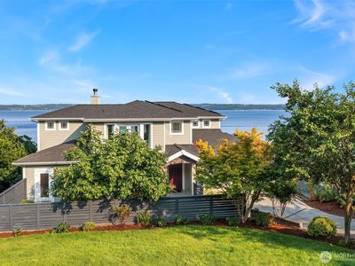 25764 Gold Beach Drive SW